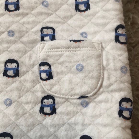 Quilted penguin baby onesie - Picture 3 of 4